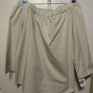 Valerie Stevens Sand and White Blouse